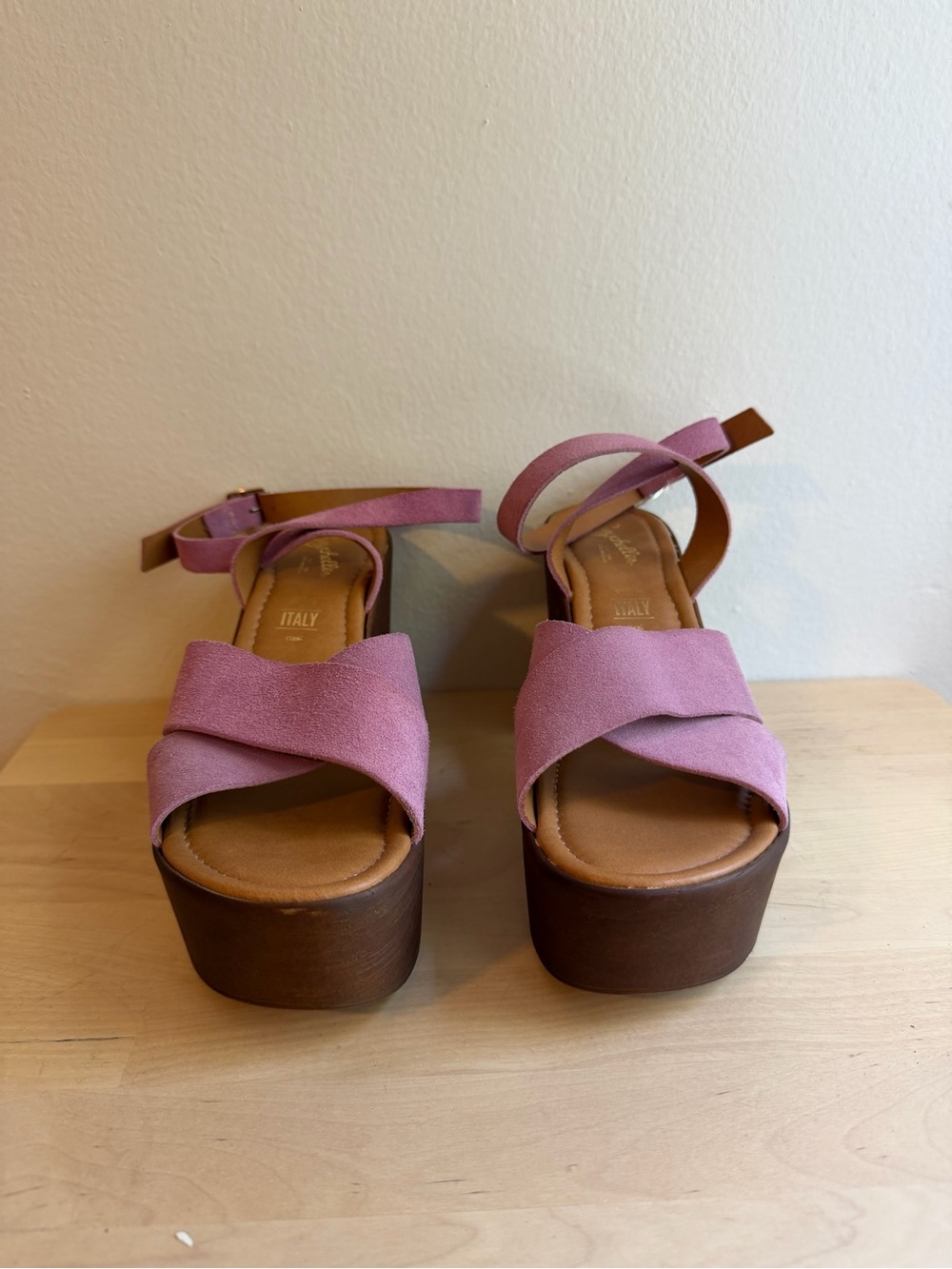 Seychelles Lilac Suede Platform Sandals with wooden heel - Picture 3 of 6